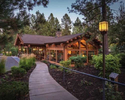 Seventh Mountain Resort Bend Exterior photo